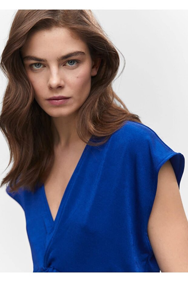 Düğüm detaylı tişört - 5