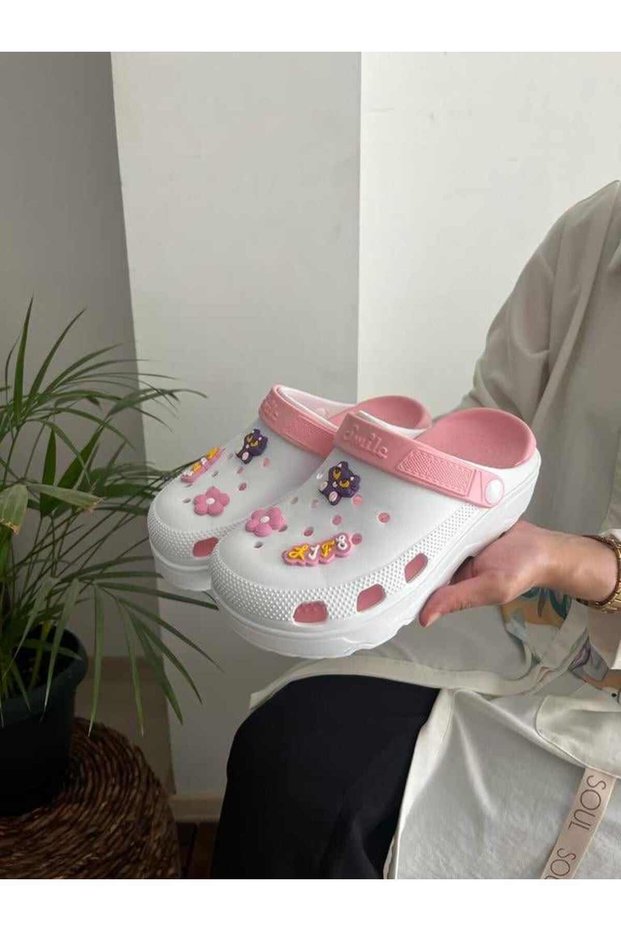 Full Orthopedic Padded Heel Removable Insole Nurse Doctor Beach Slippers Cross All Ornaments Gifted
