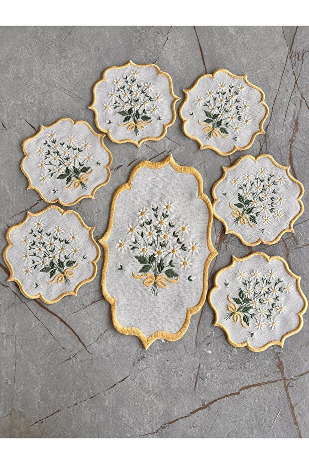 Daisy Model Embroidered Tray Cover and Cocktail 6-Piece Coffee Presentation Napkins