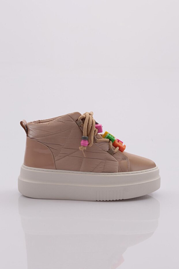 Women's Powder Parachute Sneaker 21363118