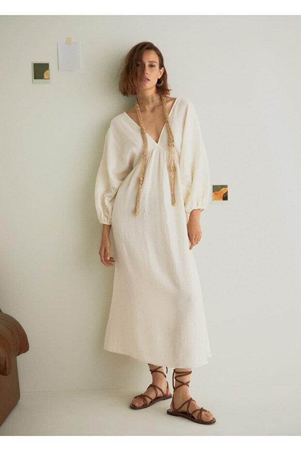 Embroidered Backless Dress - 7