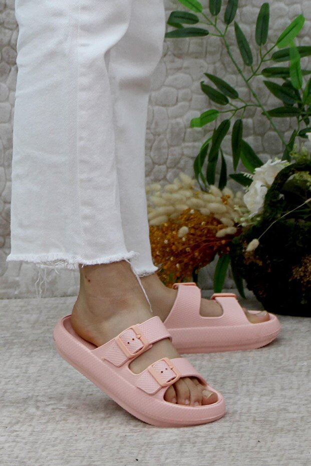 Beach Sea Pool Slippers Light Comfortable Flexible Women's Slippers