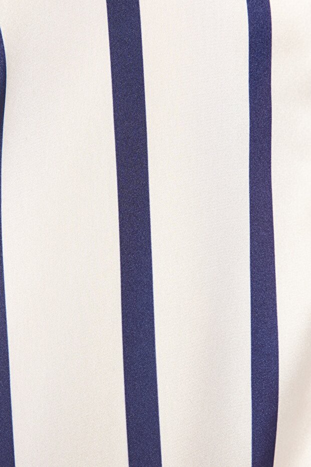 Ekru Çizgili Saten Kumaş Oversize Geniş Kalıp Dokuma Gömlek TWOAW24GO00016 - 6