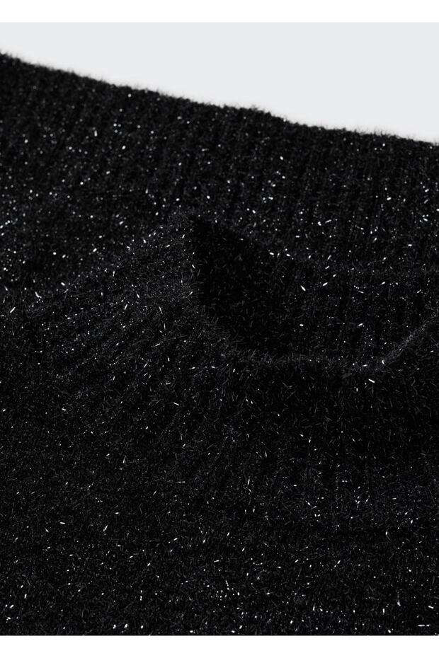 Glänzender Rollkragenpullover - 7