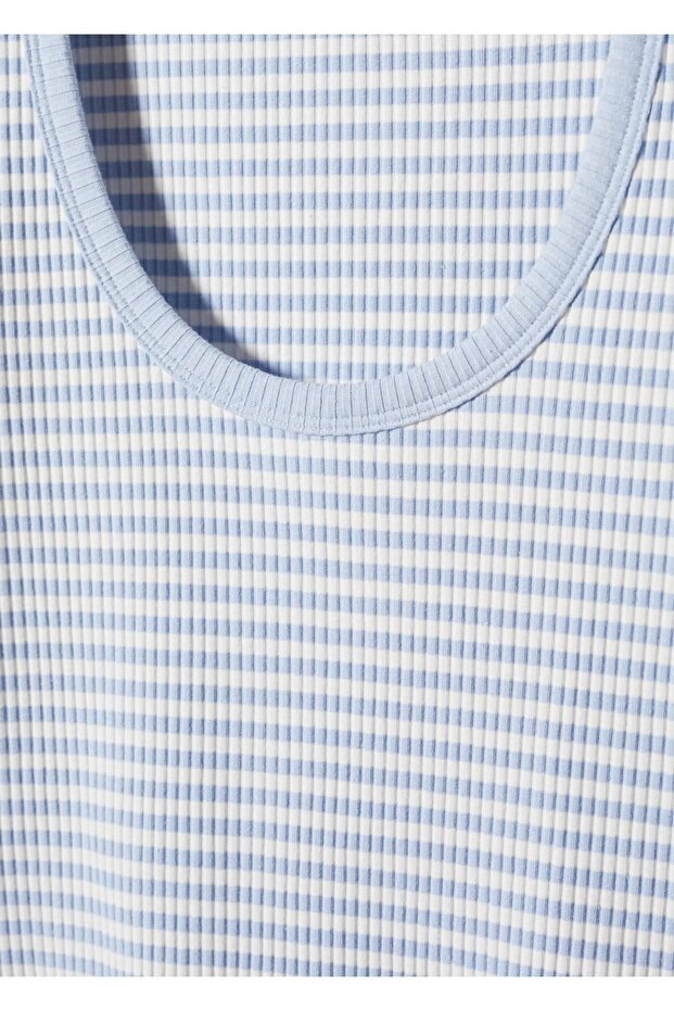 Ριγέ υφαντό μπλουζάκι - 7