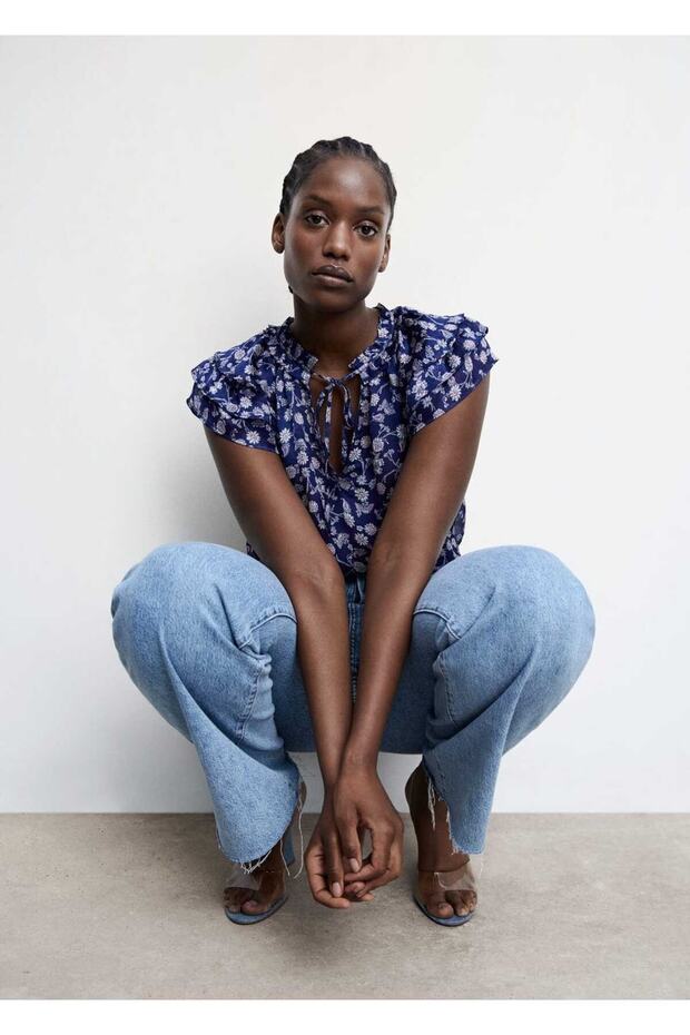 Çiçekli Volanlı Bluz - 6