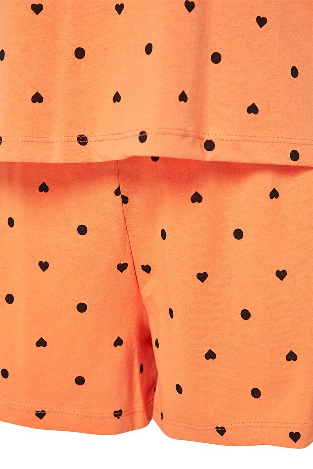Turuncu-Çok Renkli %100 Pamuklu Puantiyeli ve Kalpli Şortlu Örme Pijama Takımı THMSS21PT1485 - 8