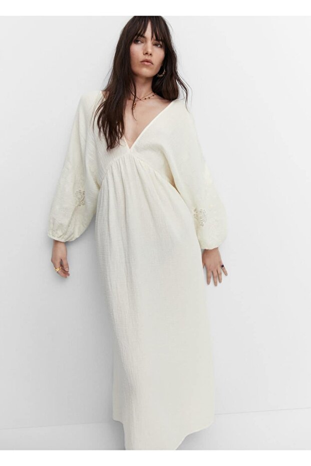 Embroidered Backless Dress - 5