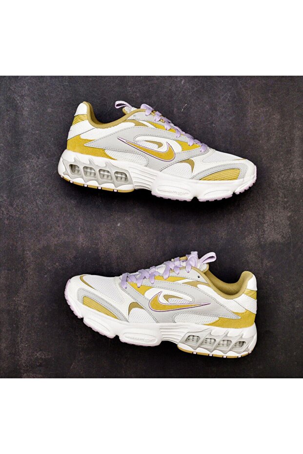 Wmns Zoom Air Fire DV6977-100