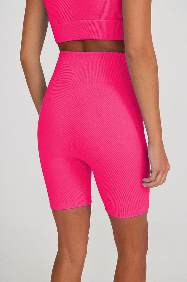 Felolin Model Toparlayıcı Ve Seamless Model Yandan Fitilli Örme Biker Şort Pembe Renk - 3