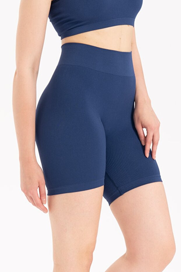 Kadın Dikişsiz Örme Fitilli Orta Boy Biker Şort 9005 - 3