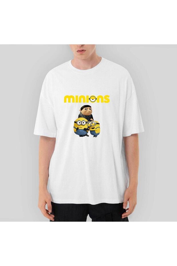 تي شيرت أسود كبير الحجم من Minions Team