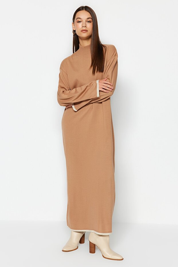 Beige Comfortable Cut Long Knitwear Dress TCTAW24EB00032