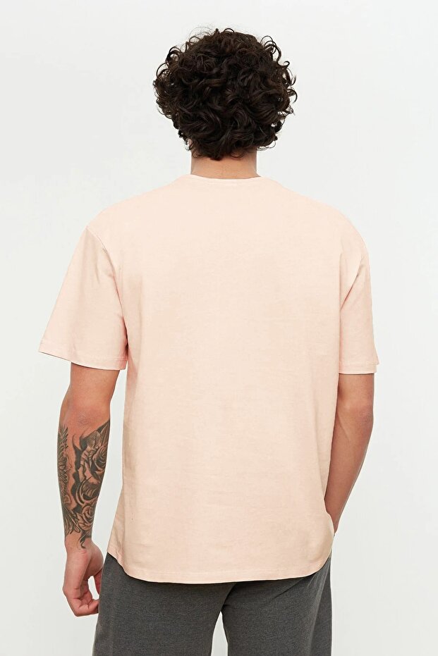 Pudra Oversize/Geniş Kesim Bisiklet Yaka Yazı Baskılı %100 Pamuklu T-Shirt TMNSS20TS1097 - 3