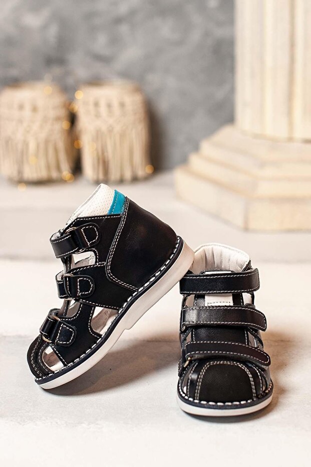 Boy's Sandals Black