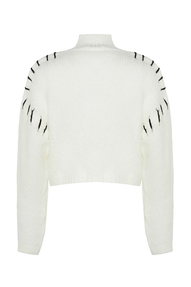 Ecru Soft Textured Wide Fit Yarn Detaillierter Crop-Strickpullover TWOAW24KZ00633 - 8