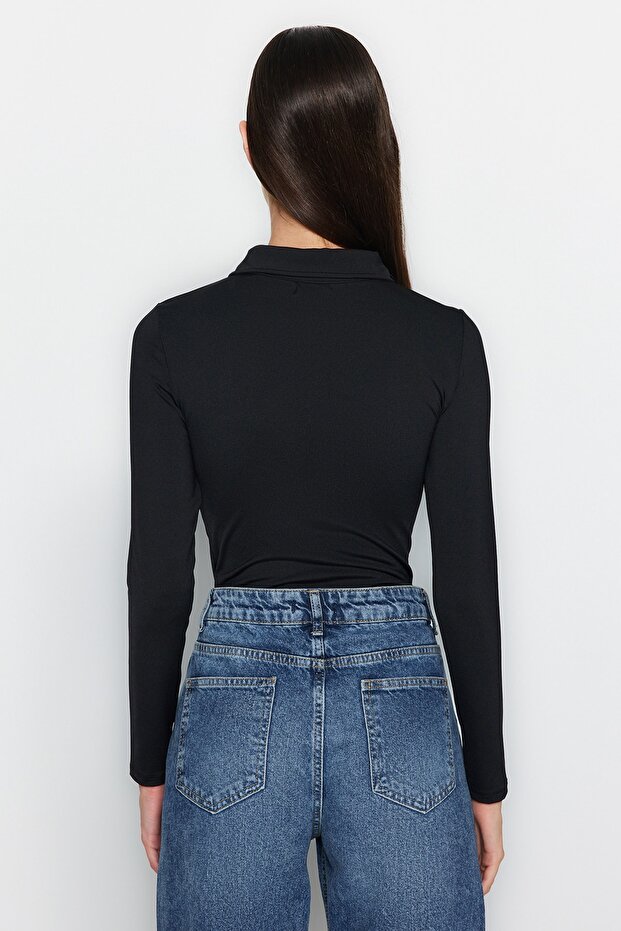 Siyah Fermuar Yaka Detaylı Çıtçıtlı Esnek Örme Body TWOAW24BD00005 - 5