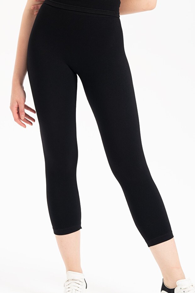 Women's Seamless Ribbed Capri Short Tights 9006