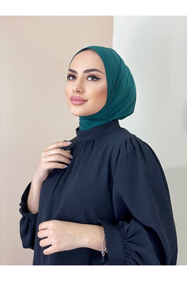 Snap Fastener Top متوافق مع Hijab Bone Emerald