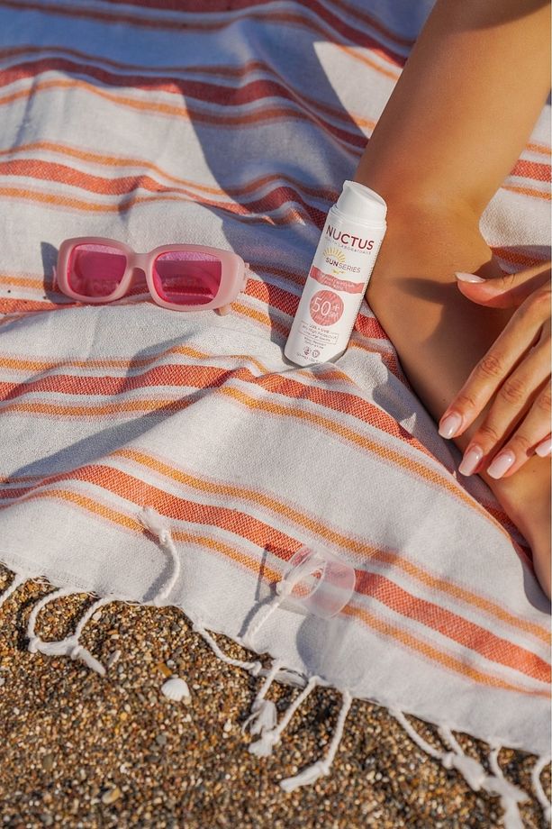 Güneş Kremi 50+ Spf Uva/uvb 50 Ml Anti Aging Yaşlanma Karşıtı - 2