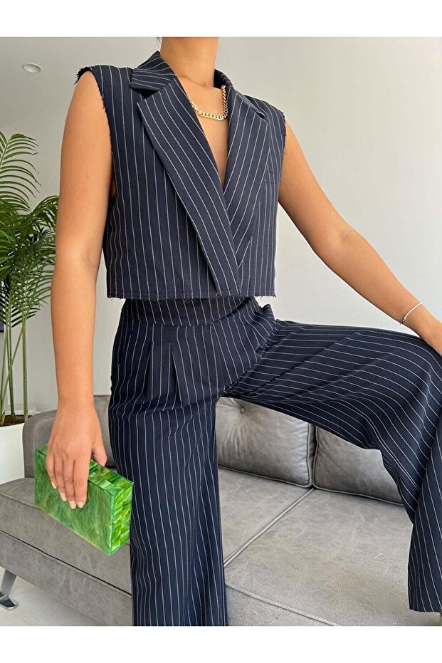 Front Pleated Striped Trousers Navy Blue