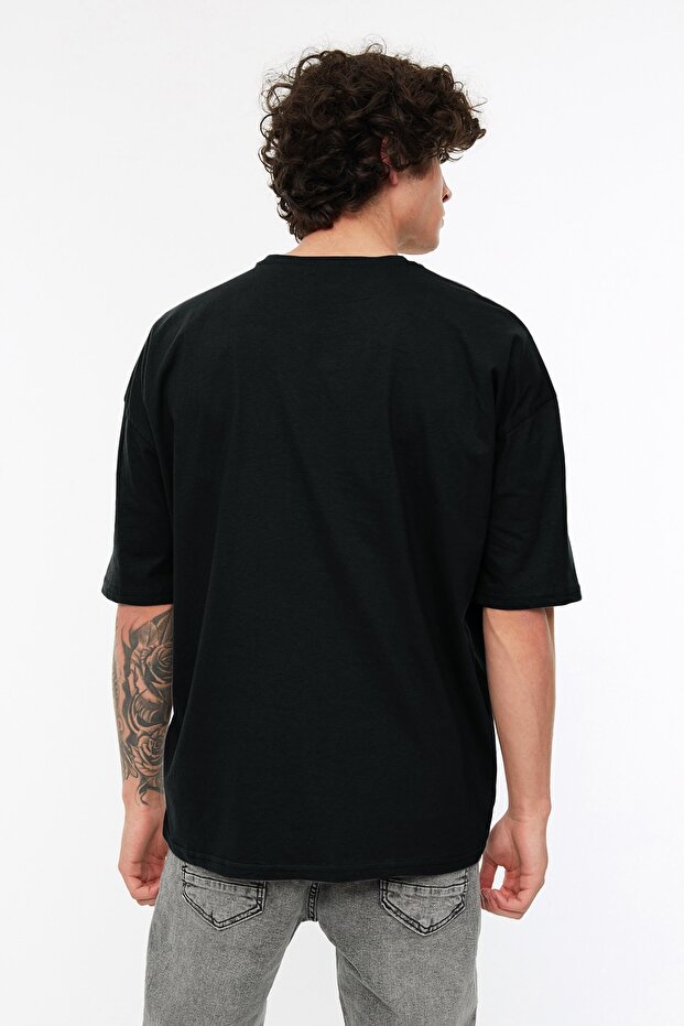 Unisex Siyah Oversize/Geniş Kesim Basic %100 Pamuklu T-Shirt TMNSS22TS0318 - 3