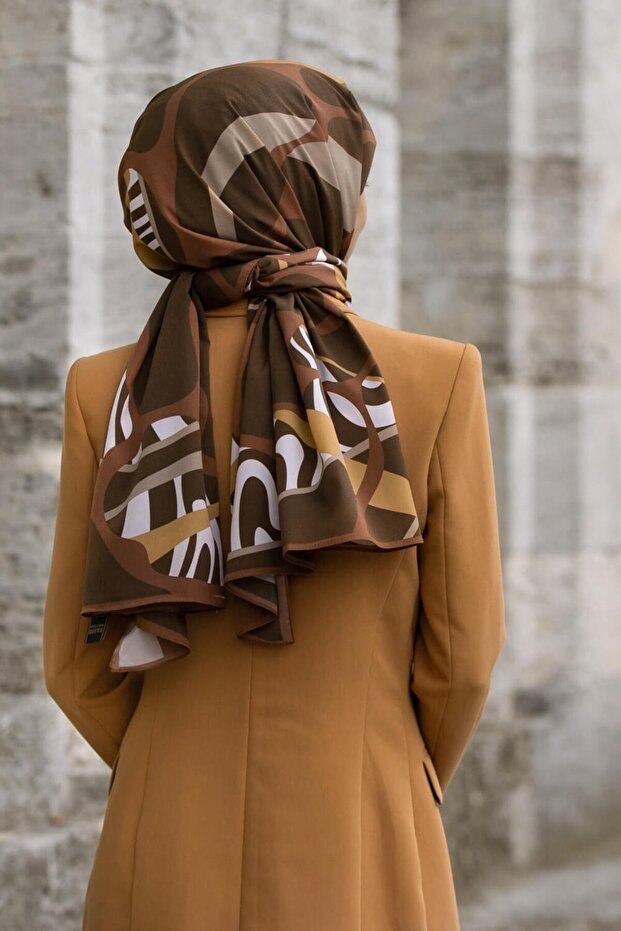 Women's Luxury Medina Silk Shawl Taba
