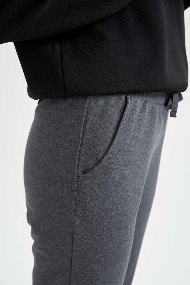 Plus Size Regular Fit Pocket Reversible Tracksuit Bottom with Tie Waist - 4