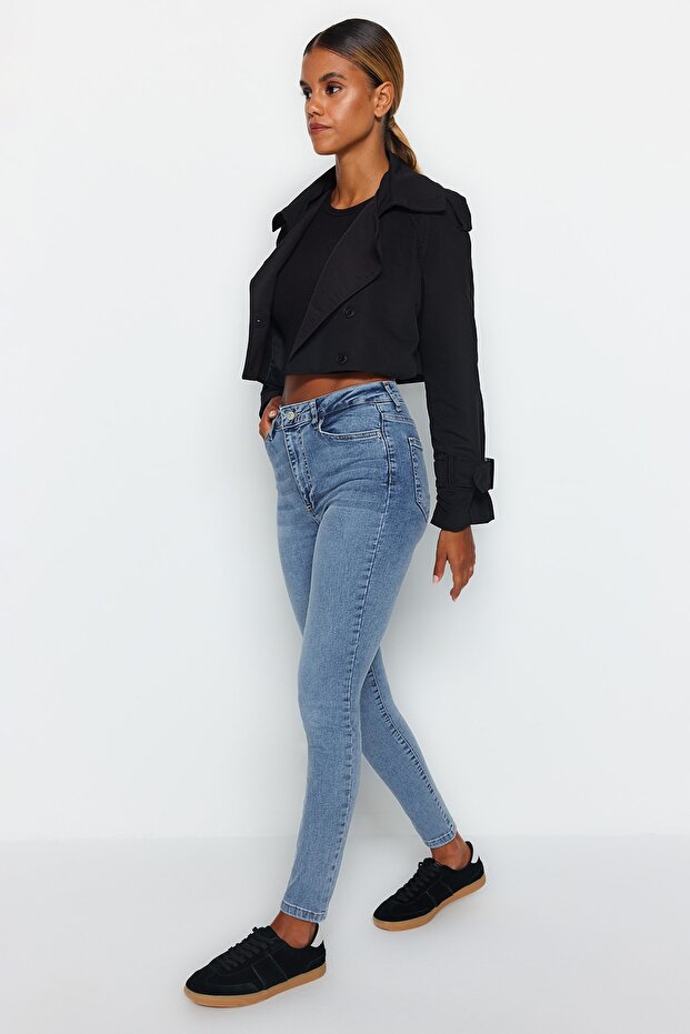 Tmavě modré elastické skinny džíny s vysokým pasem obepínající postavu TWOAW24JE00070 - 3