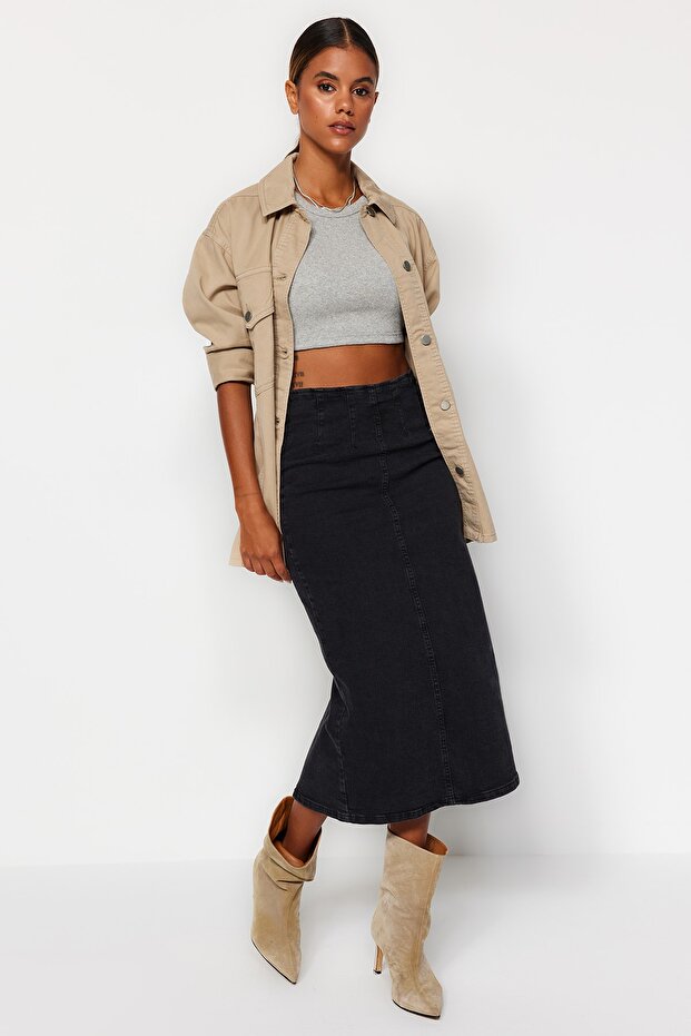 Udržitelnější midi džínová sukně s černým prošíváním TWOAW24ET00057 - 2