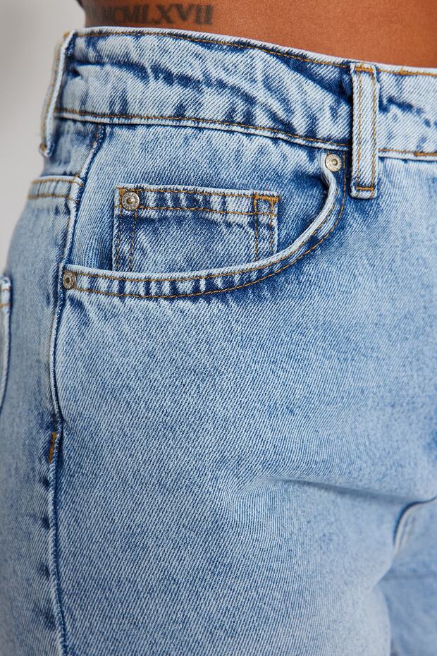 Açık Mavi Yüksek Bel Mom %100 Pamuk Non-Stretch Jeans TWOAW24JE00076 - 5