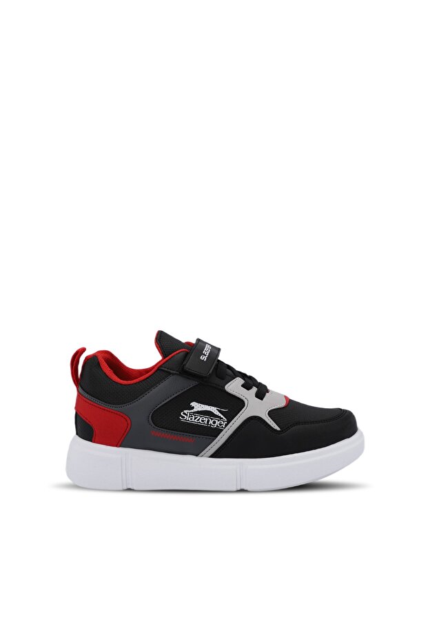 KAZUE Sneaker Shoes Black / Red