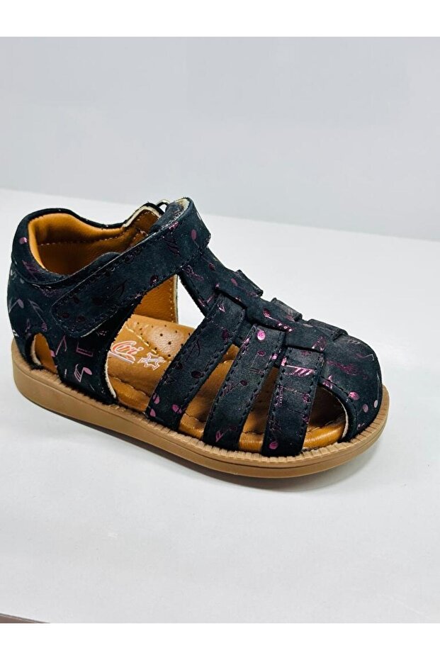 صنادل مغلقة منقوشة - 2