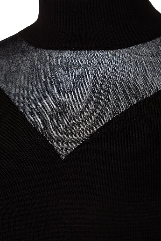 Siyah Tül Detaylı Dik Yaka Triko Kazak TBBAW24AN00008 - 8