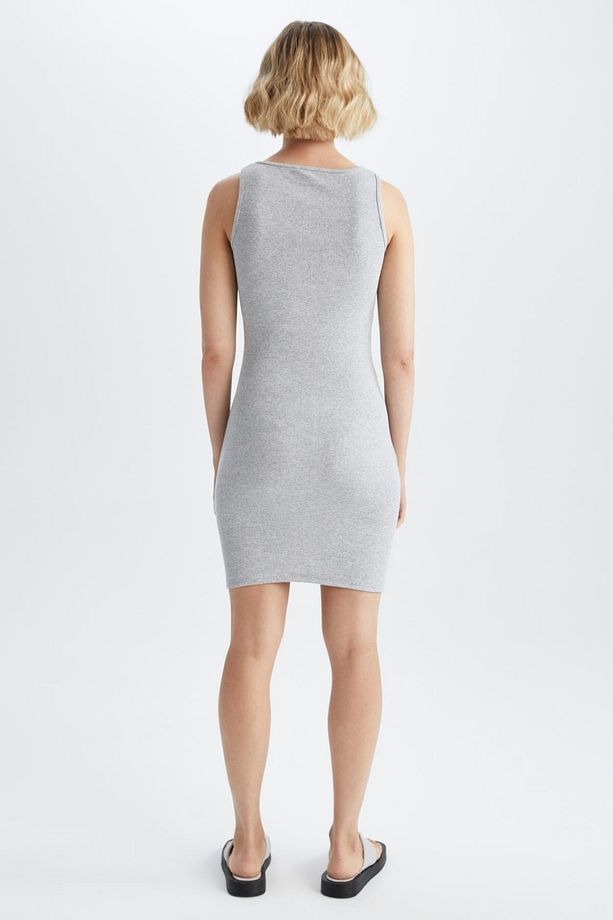 Regular Fit Askılı Yarım Fermuarlı Yazlık Mini Elbise - 4