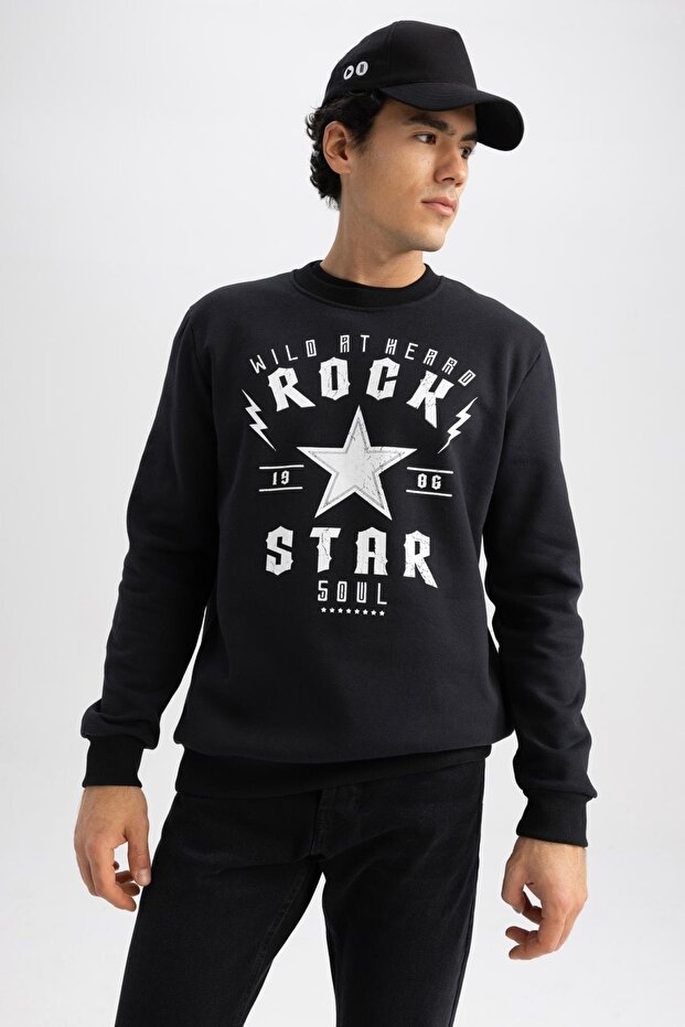 Slim Fit Crew Neck Printed Sweatshirt Z3242Az23Au