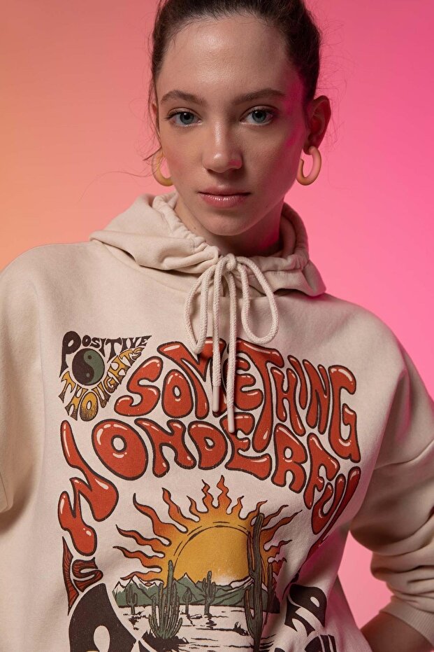 Oversize Fit Kapüşonlu Kalın Kumaş Sweatshirt - 1