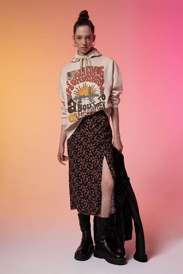 Oversize Fit Kapüşonlu Kalın Kumaş Sweatshirt - 3