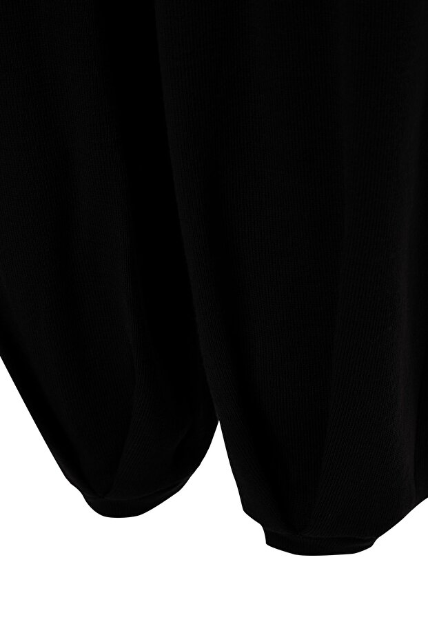 Siyah Süper Crop Jogger Pantolonlu Triko Alt-Üst Takım TWOAW24AU00007 - 7