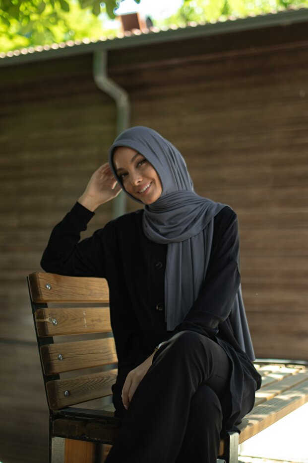 وشاح شال عملي جاهز من القطن باللون الرمادي - 2