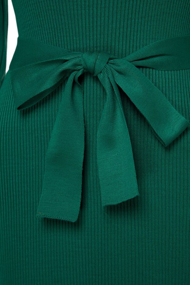 Zielona prążkowana dopasowana sukienka midi z dzianiny Tbbaw23Ah00032 - 7