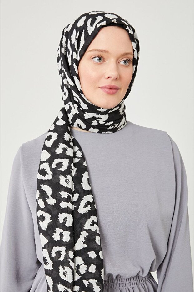 Patterned Mio Cazz Shawl - 1