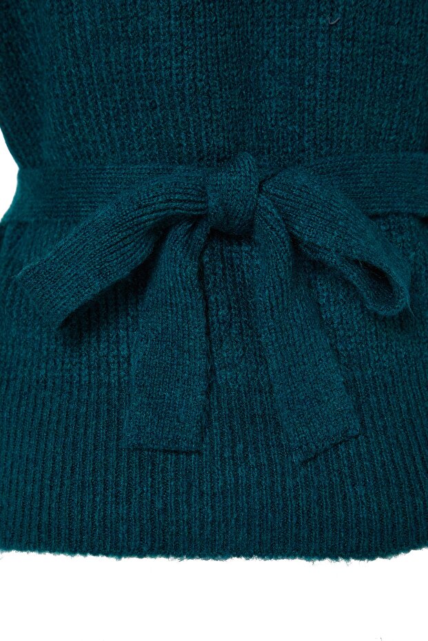 Petrolfarbene Strickjacke mit weicher Struktur und zweireihigem Kragen TWOAW24HI00282 - 8