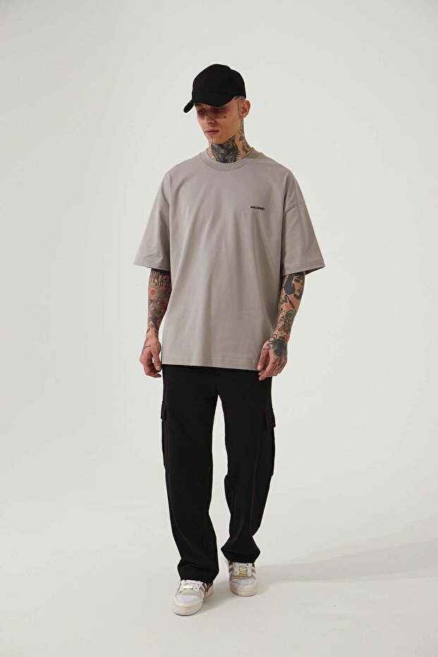 Oversize Basic T-shirt - 4