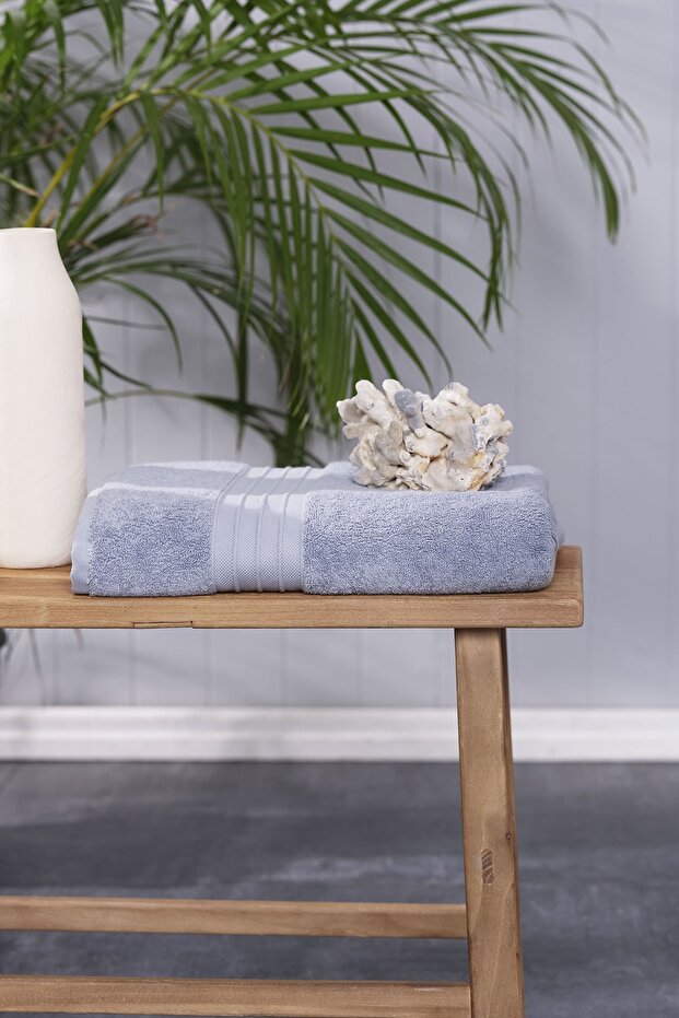 Aquasoft 100% Cotton Bath Towel 85 cm X 150 cm Blue