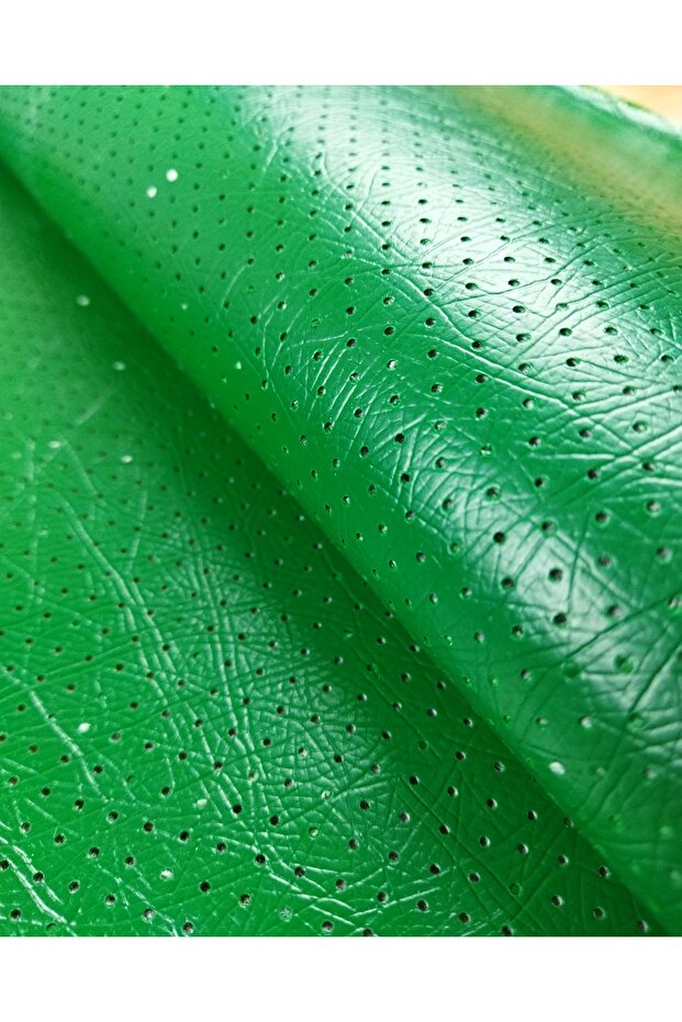 Green Light Shiny Soft Thin Faux Leather Width: 145 Cm