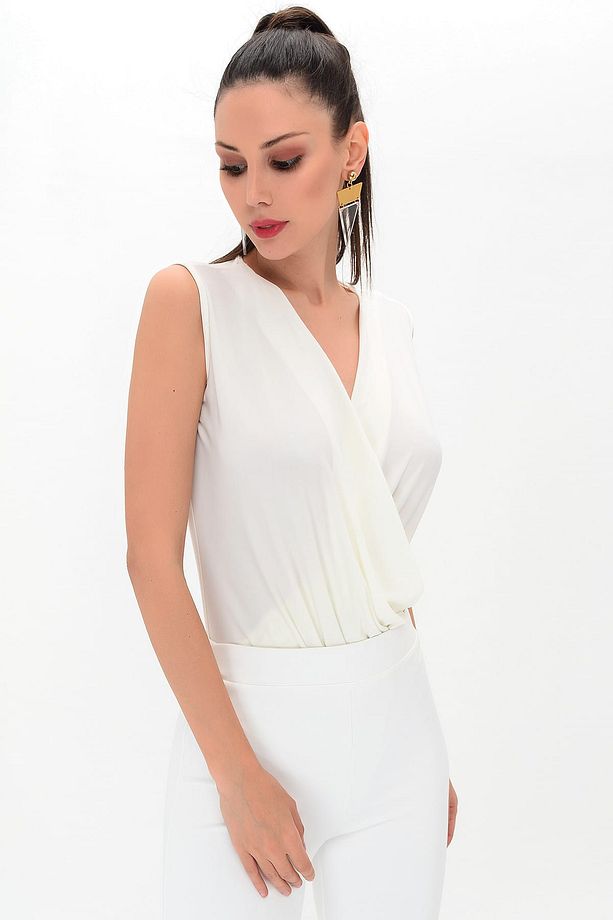 Kadın Ekru Alttan Çıtçıtlı Kruvaze Bluz 18L6277 - 1