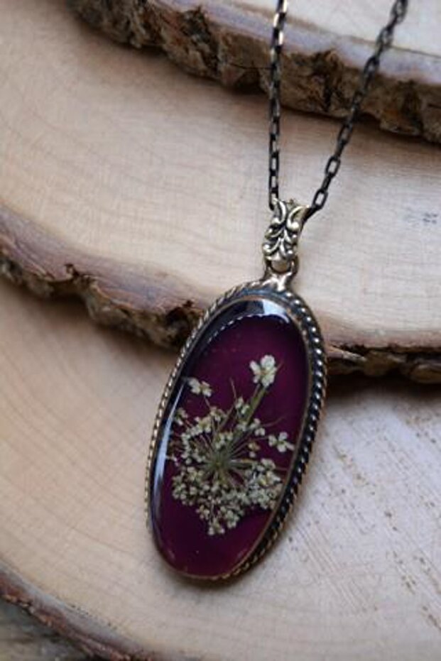 Gerçek Çiçeklerden Yaşayan Bayan Kolye - 2