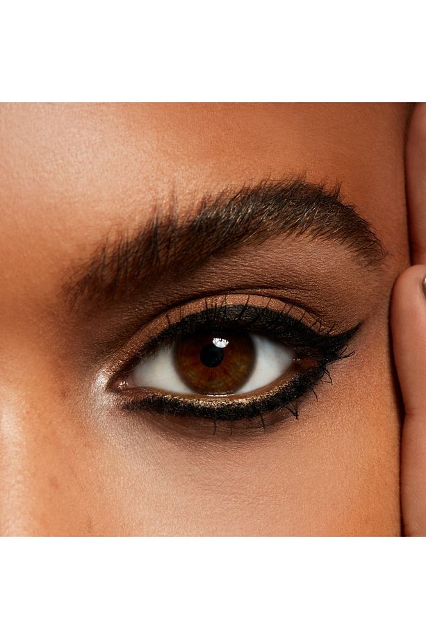 Yüksek Pigmentli Göz Farı - Eye Shadow Soba 1.5 G - 3