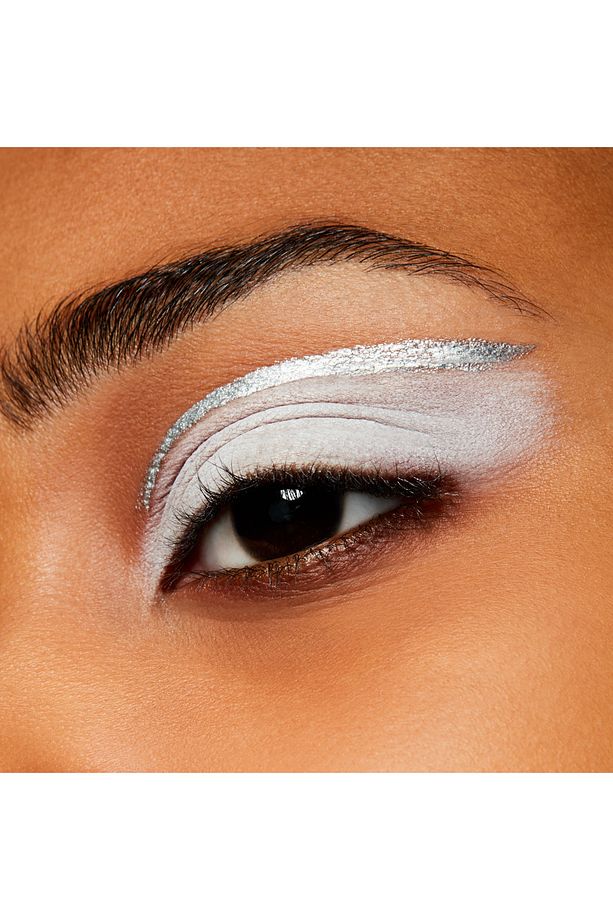 Yüksek Pigmentli Göz Farı - Eye Shadow Gesso 1.5 G - 3